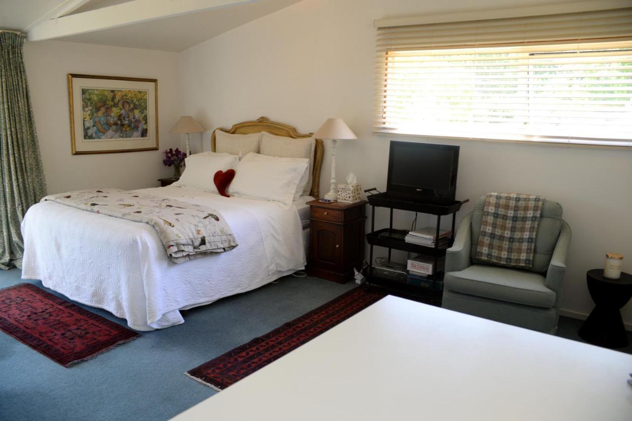 L'Abri Bed And Breakfast Akaroa Ngoại thất bức ảnh
