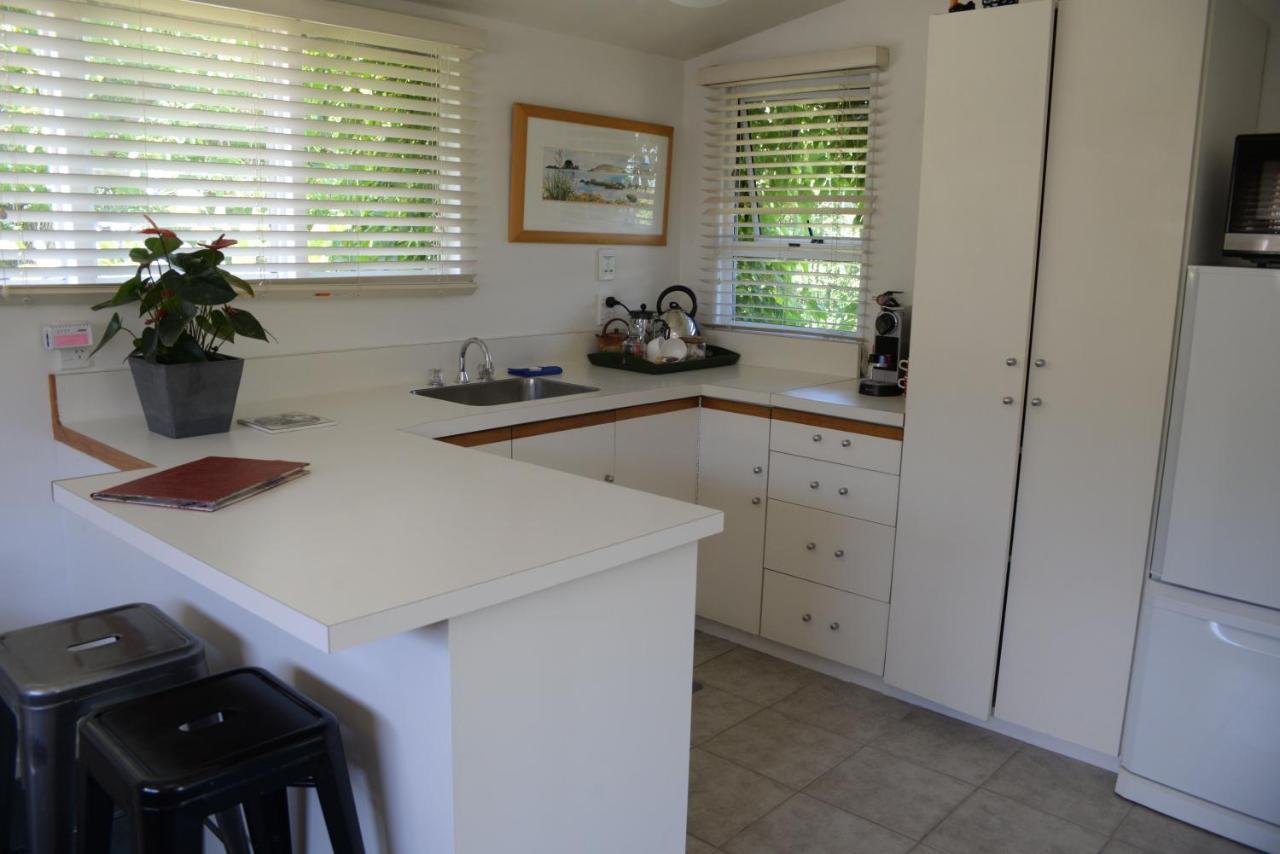 L'Abri Bed And Breakfast Akaroa Ngoại thất bức ảnh